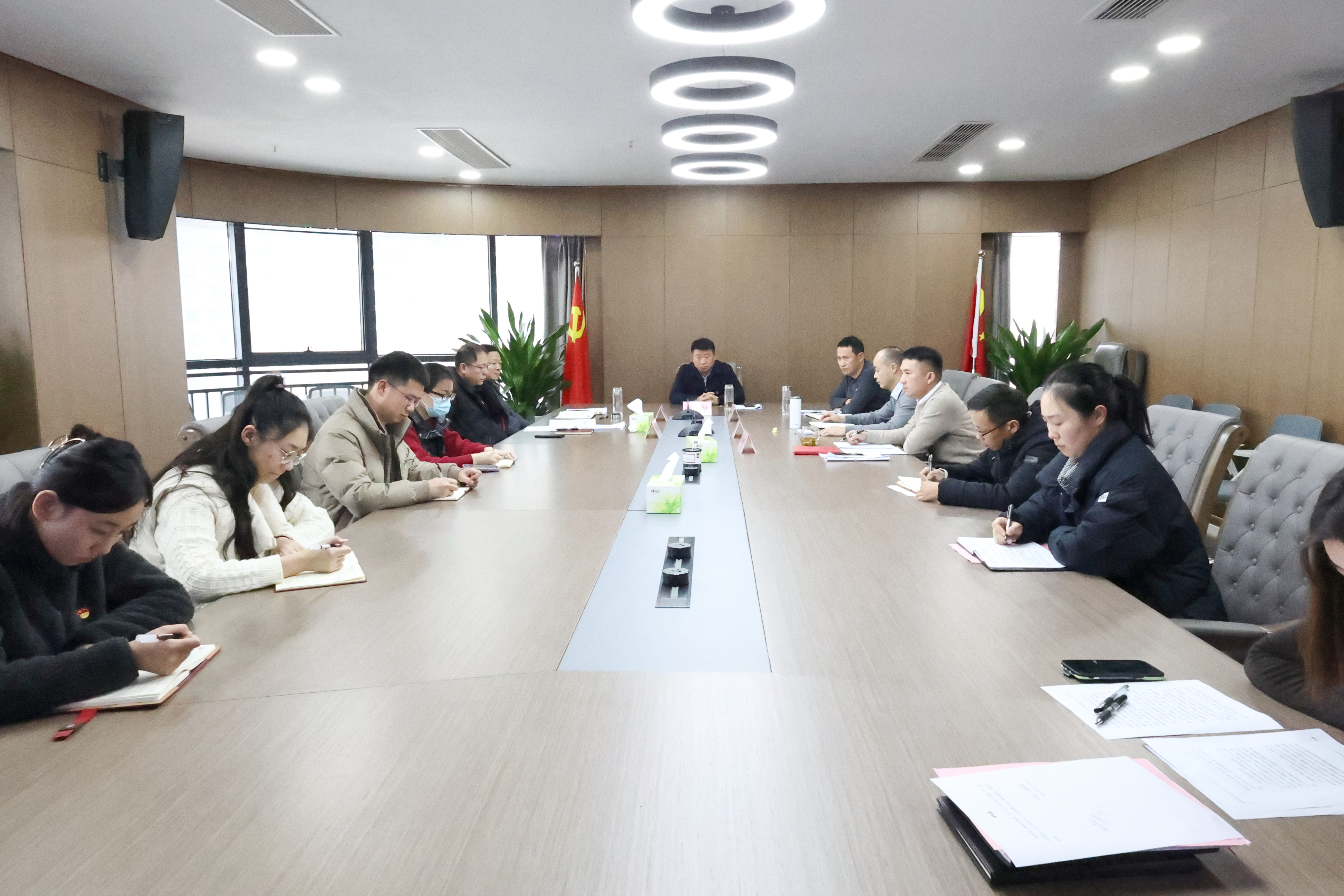 市國控集團黨委書記、董事長張志堅講授專題黨課